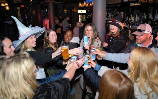 Haunted Cincinnati Ghost and Pub Walking Tour
