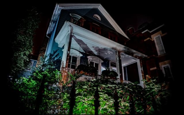 Windy City Ghosts: Hauntings of Chicago By US Ghost Adventures