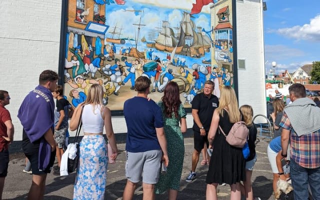 Old Portsmouth Historical Walking Tour - an infernal den of Diabolical Demons