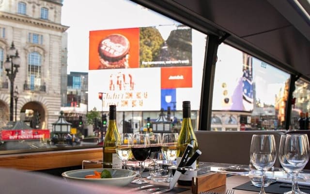 Gourmet 6-course Dinner on luxury London Bus