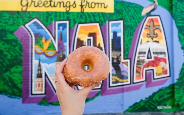 New Orleans: Guided Delicious Beignet Tour with Tastings