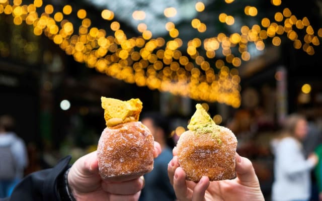 Tea and Doughnuts: Historic Walking Food Tour of Southwark