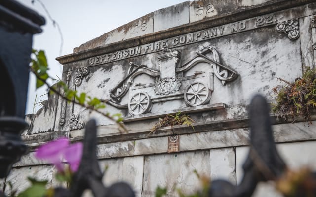 New Orleans Garden District Tour