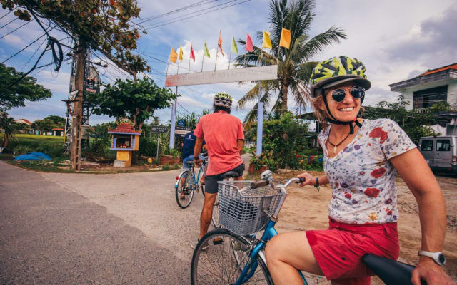 Private Hoi An: Bike, Boat and Dinner Experience
