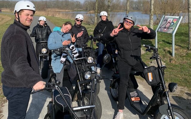 Bike and E-chopper Adventure Tour in Amsterdam