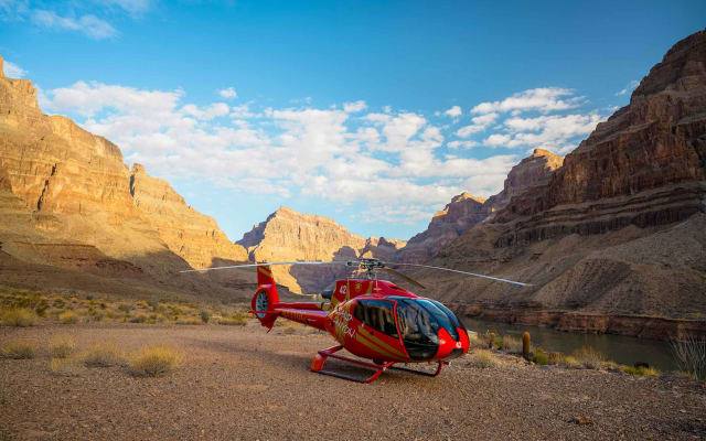 Grand Canyon Helicopter Landing Tour from Las Vegas