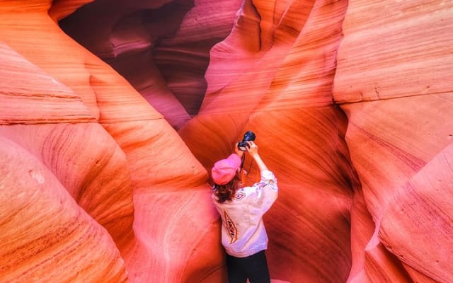 Private Antelope Canyon tour from LAs Vegas