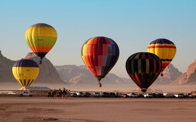 8-Night Best of Jordan Tour: Jerash, Petra with Wadi Rum and Dead Sea Overnight