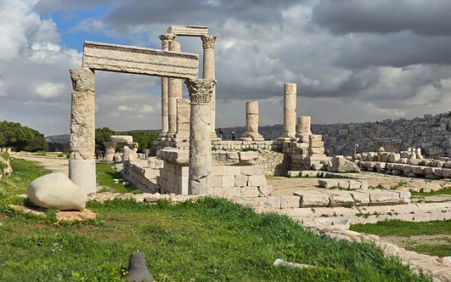 Private Full Day Jerash and Amman City Sightseeing Tour