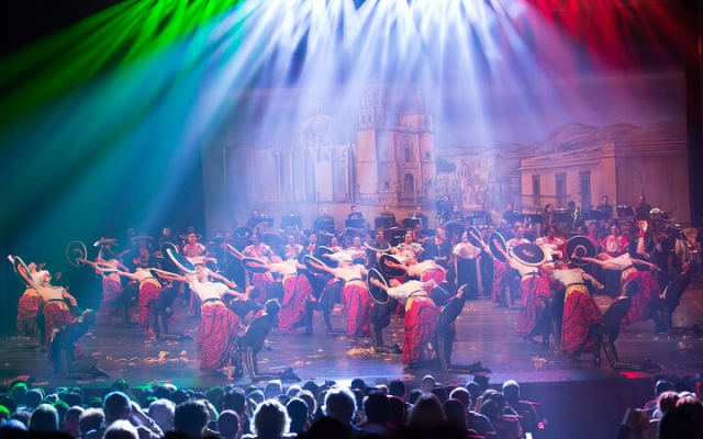 Small Group: Discover the Folkloric Ballet of Mexico