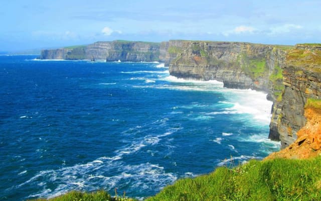 The Cliffs of Moher Day Tour 