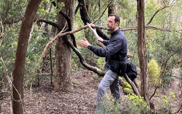 Survival Course & Basic Bushcraft Learning to Survive in the Wild