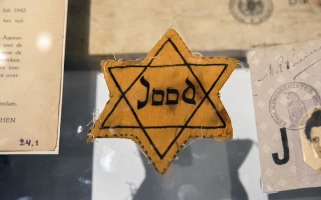 WW2 Jewish & Anne Frank Amsterdam Smartphone Guided Walking Tour