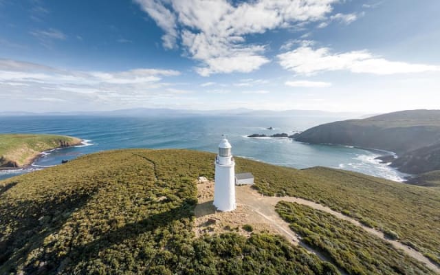 Cape Bruny Lighthouse Tour - Bruny Island