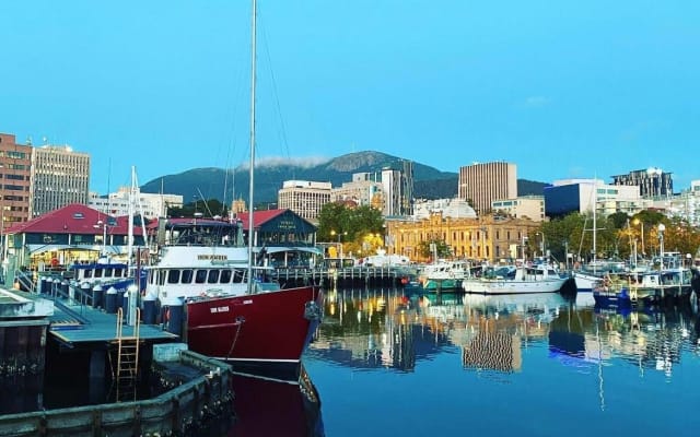 Private Hobart Airport Transfer