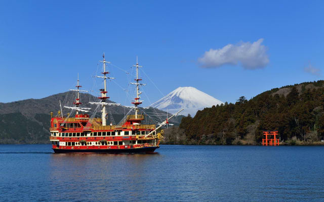 Mt. Fuji and Hakone 1-Day Bus Tour