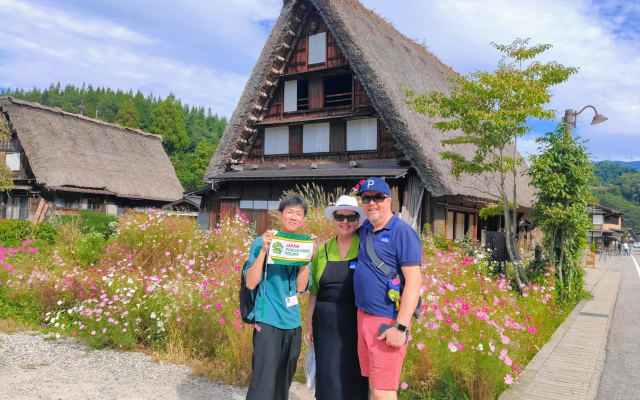 Shirakawa-go and Kanazawa Heritage Tour