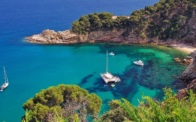 Girona & Costa Brava Day Trip