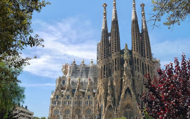 Sagrada Familia & Old Town Private Tour