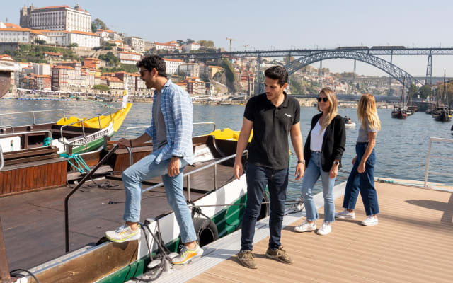 Porto, Nazaré & Óbidos 2-Day Tour