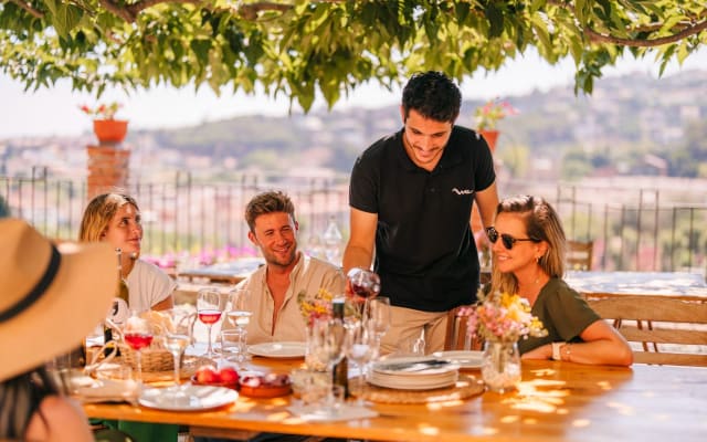 Alella Wine Tour with Tasting & Vineyard Picnic from Barcelona