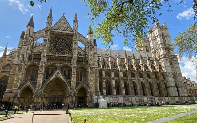 Westminster Abbey Priority Access Tour with London Eye Option