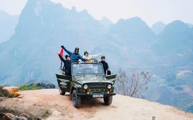 Ha Giang Jeep Tour: Dong Van to Meo Vac 4WD and Hiking Adventures