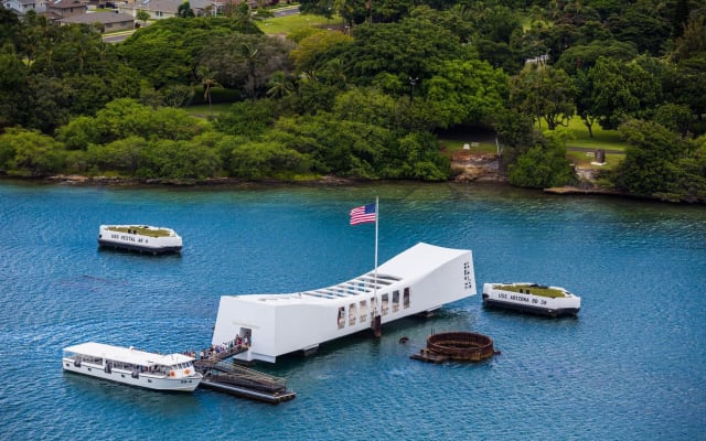 Pearl Harbor & Honolulu City Tour