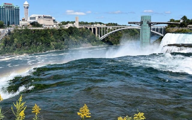 Niagara Falls 3-Day Small Group Tour from Buffalo