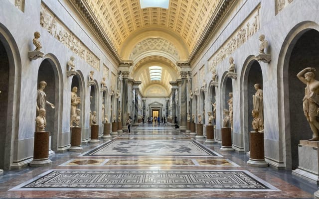 Vatican Museums Early Entry Tour