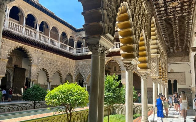 Seville's Majestic Monuments Tour