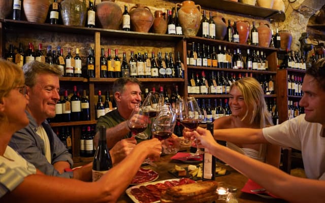 Barcelona Tapas and Wine Experience
