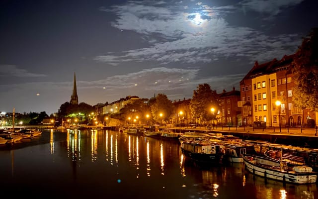 Bristol's Darkest Secrets Ghost Tour