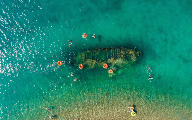 Blue Lagoon & 3 Islands Cruise with Lunch from Split