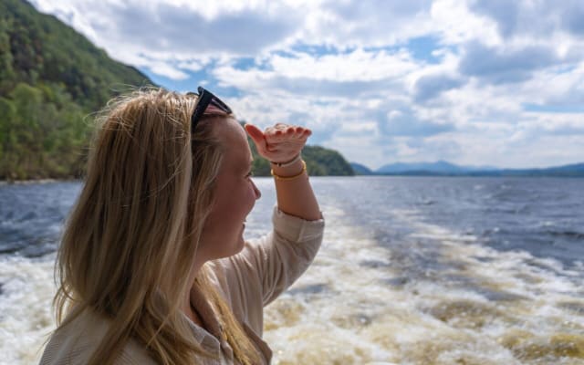 Loch Ness Cruise, Outlander & Urquhart Castle Tour
