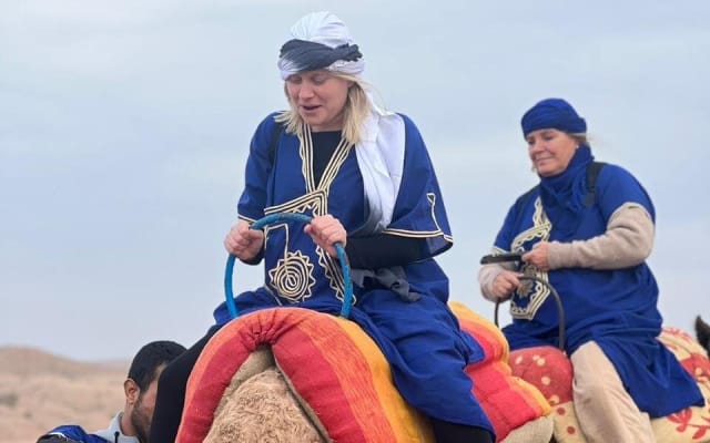 Agafay Desert Dinner Show & Camel Ride