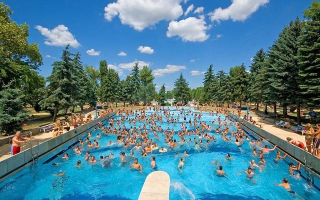 Budapest Palatinus Bath Full-Day Admission