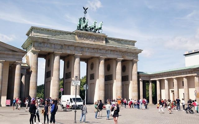 Discover Berlin Half-Day Walking Tour