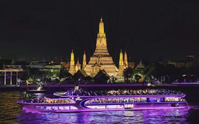 Romantic Sunset Dinner Cruise in Bangkok