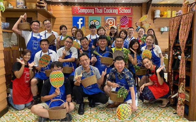 Bangkok Thai Cooking Class & Market Tour