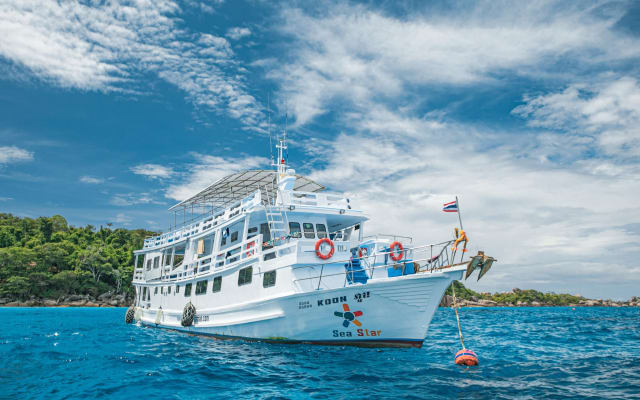 Similan Islands Liveaboard Snorkeling Adventure