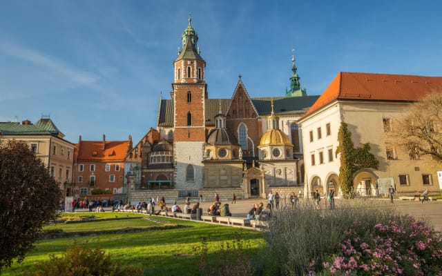 Krakow Guided Tour: Wawel Castle, Cathedral & Rynek Underground