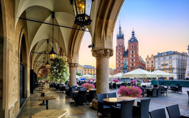 Krakow Market Square & St. Mary's Church Tour