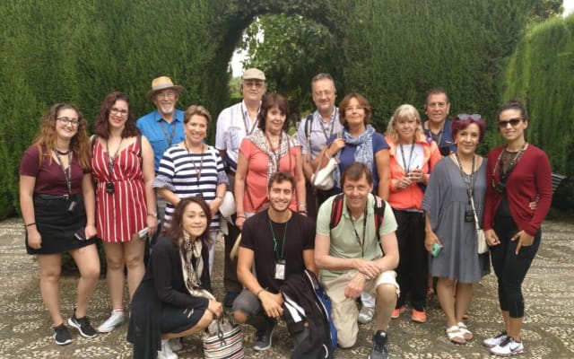 Alhambra and Generalife Gardens Tour