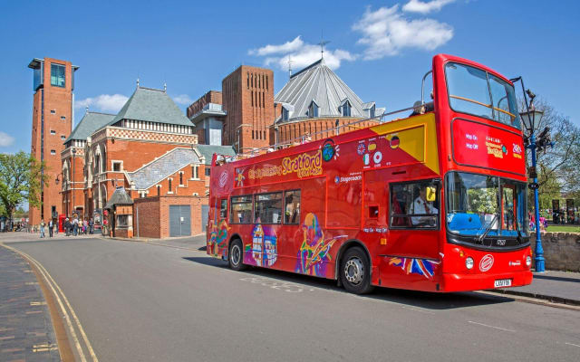 Stratford-upon-Avon Hop-On Hop-Off Tour