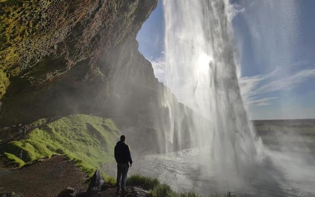 South Coast Waterfalls & Glacier Hike