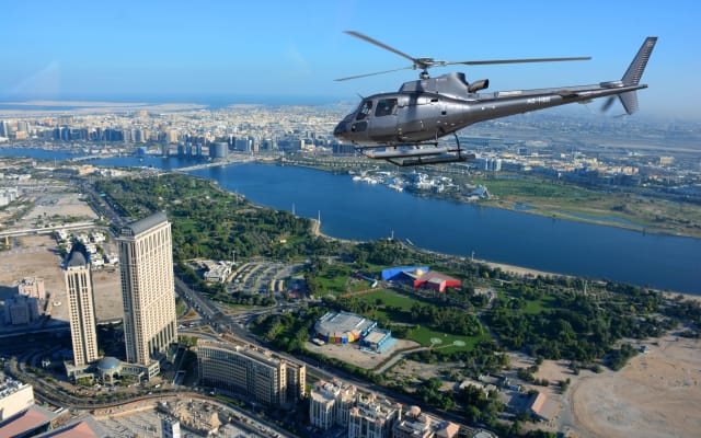 Abu Dhabi Helicopter Ride with Transfers