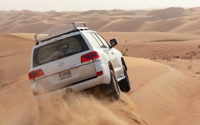 Premium Dubai Desert Safari with BBQ Dinner
