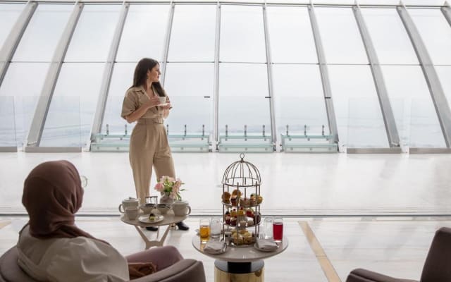 VIP Lounge Experience at The View at The Palm, Dubai