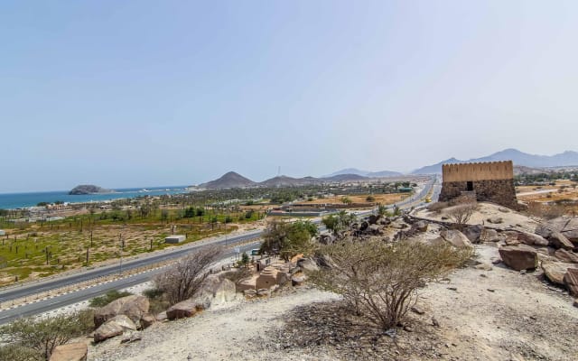 Fujairah Private Day Trip from Dubai with Lunch